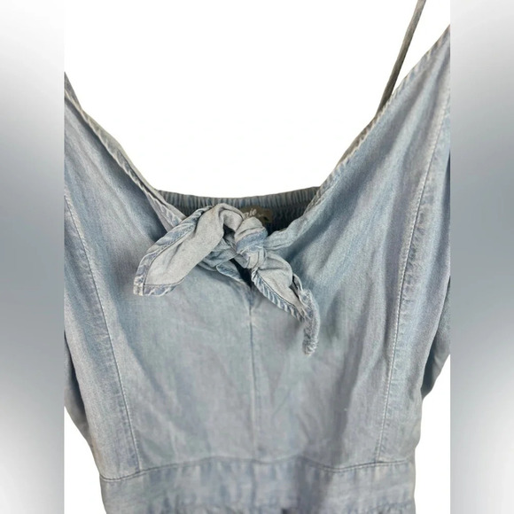 Aerie • Chambray Tie Front Knot Romper - Picture 8 of 11